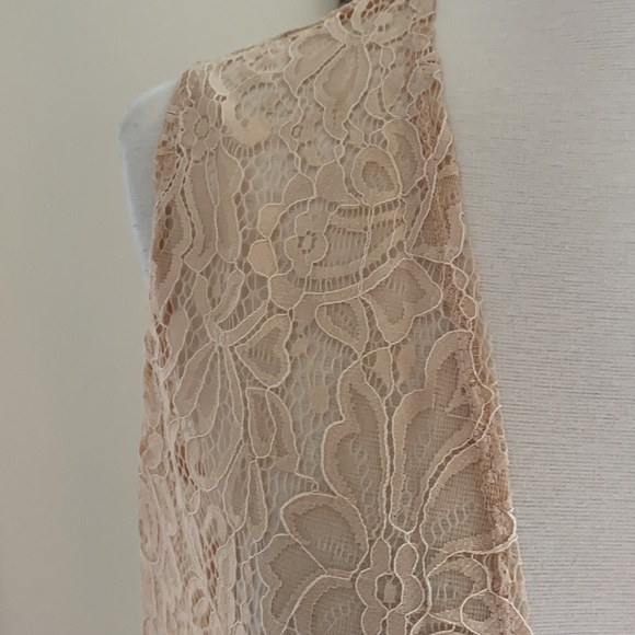 • Lularoe Cream Lace Joy • - Picture 2 of 8